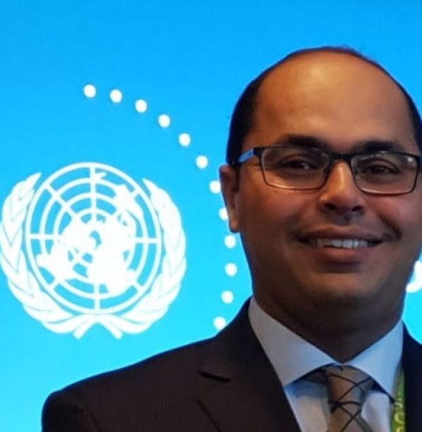 Dr. Youssef Sadik
