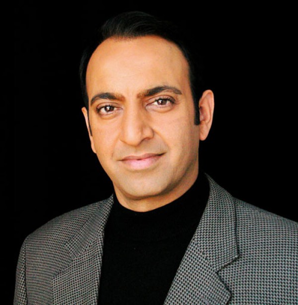 Riz Khan